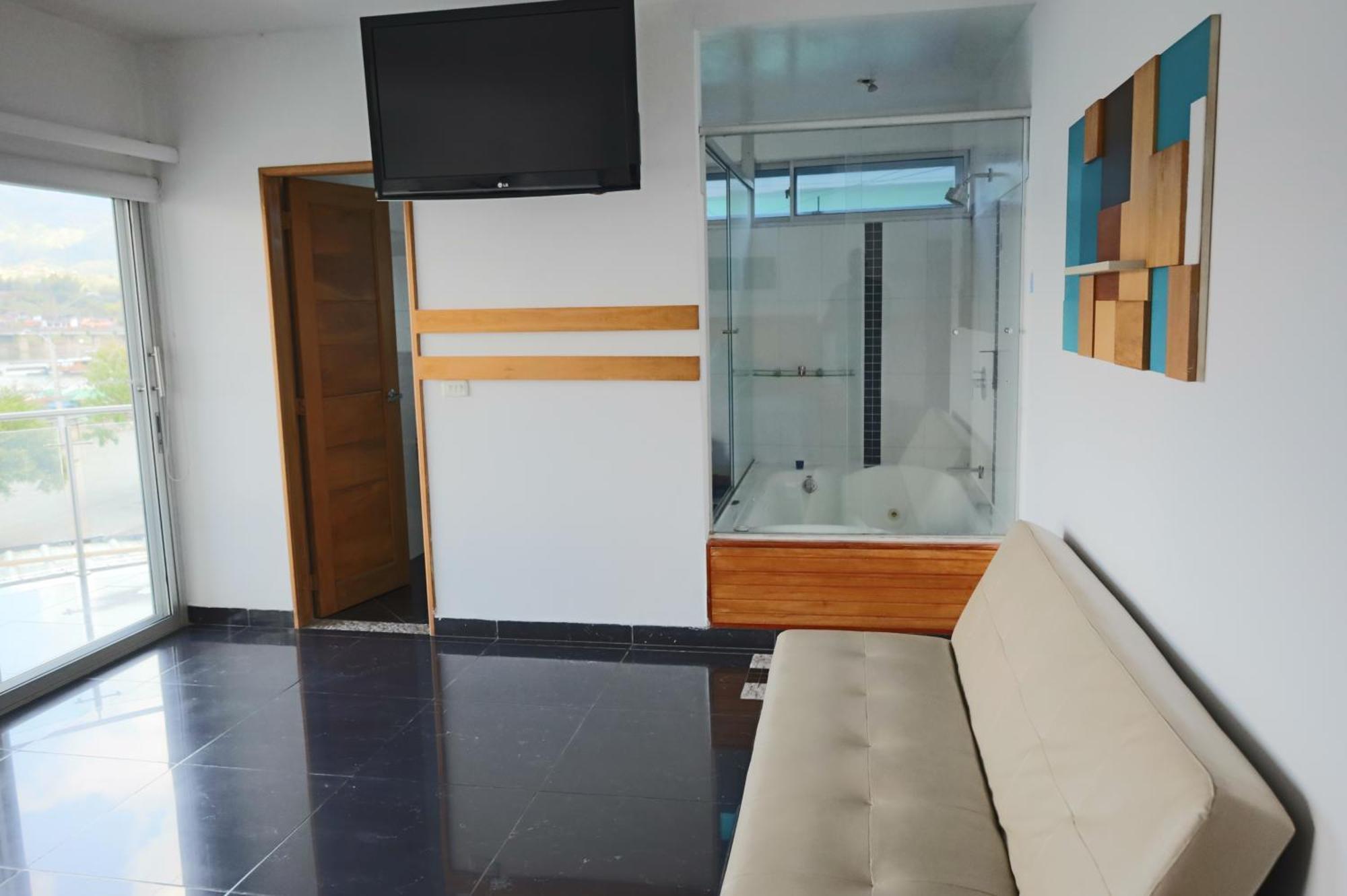 Hotel Portobelo Guatape Exterior photo
