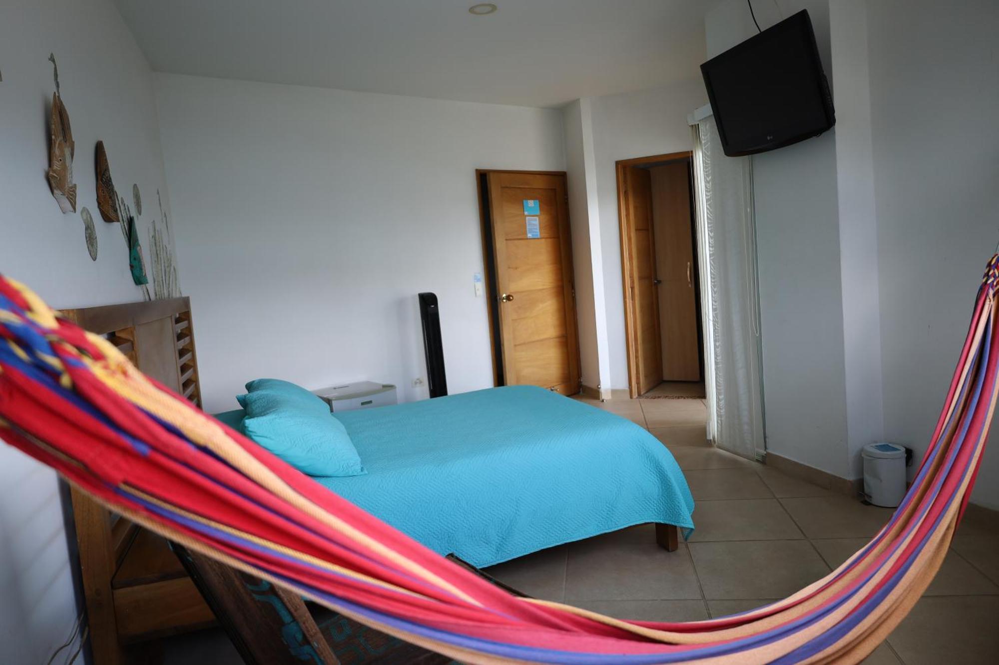 Hotel Portobelo Guatape Exterior photo